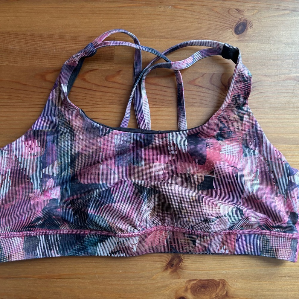 Size 12 lululemon Energy Bra